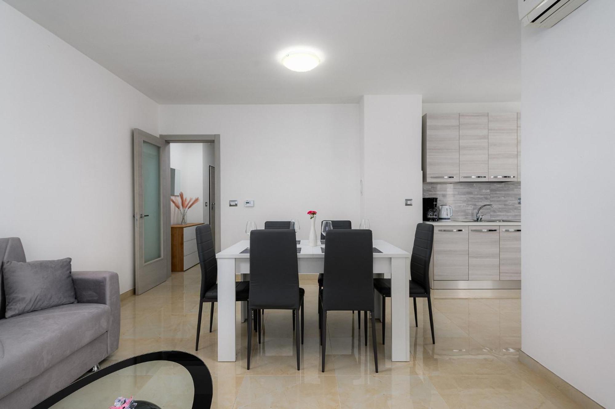Stancija Amorozo 5 - Apartment N. 7 Porec Exterior photo
