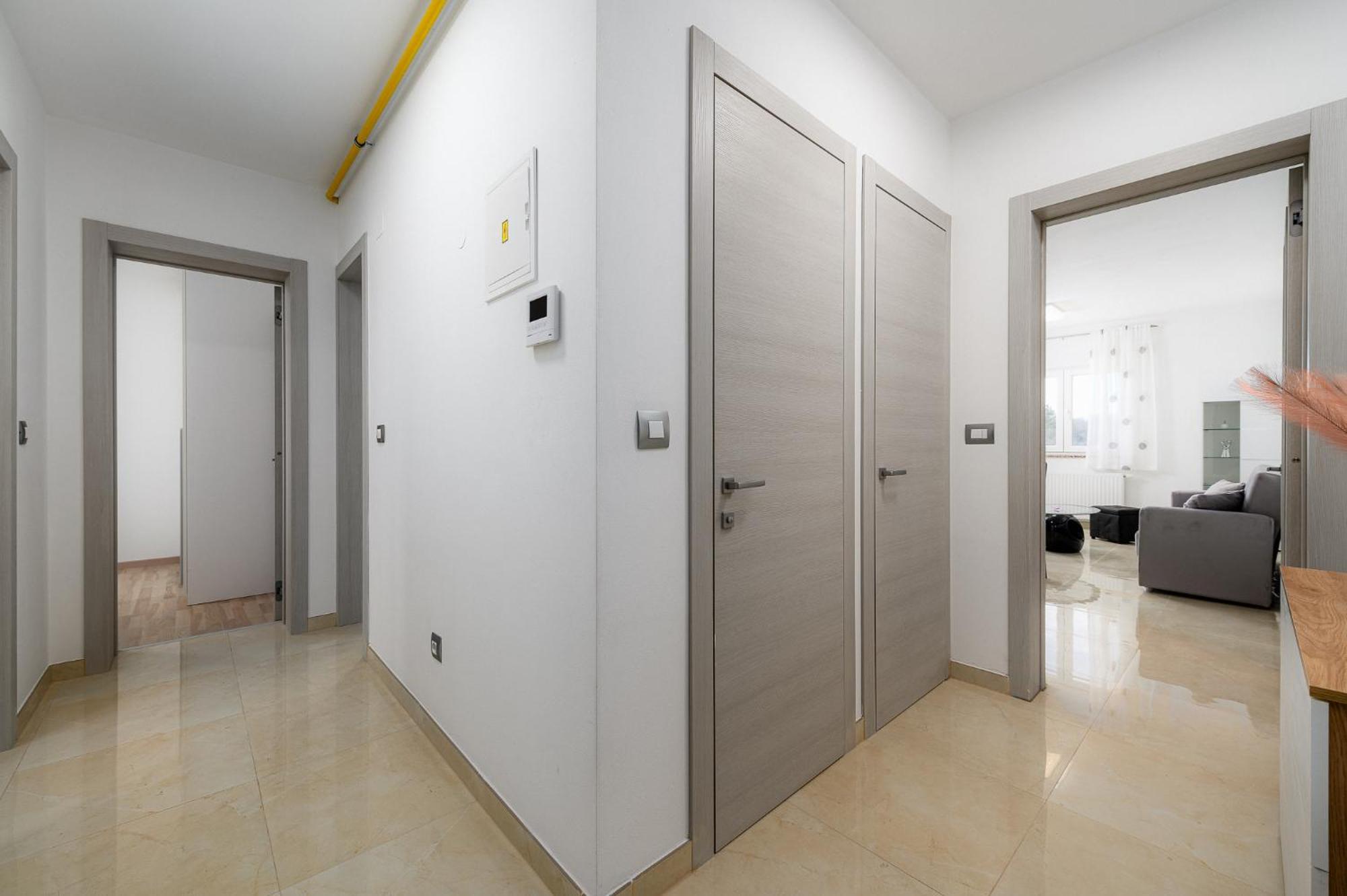 Stancija Amorozo 5 - Apartment N. 7 Porec Exterior photo